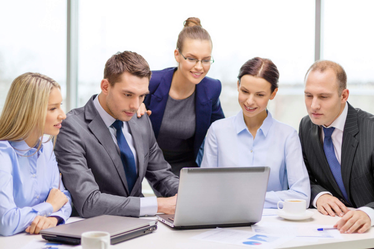 Gemeinsam im Team mehr erreichen. Gemeinsam im Team mehr erreichen.