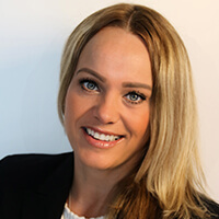 manuela-szalkai manuela-szalkai