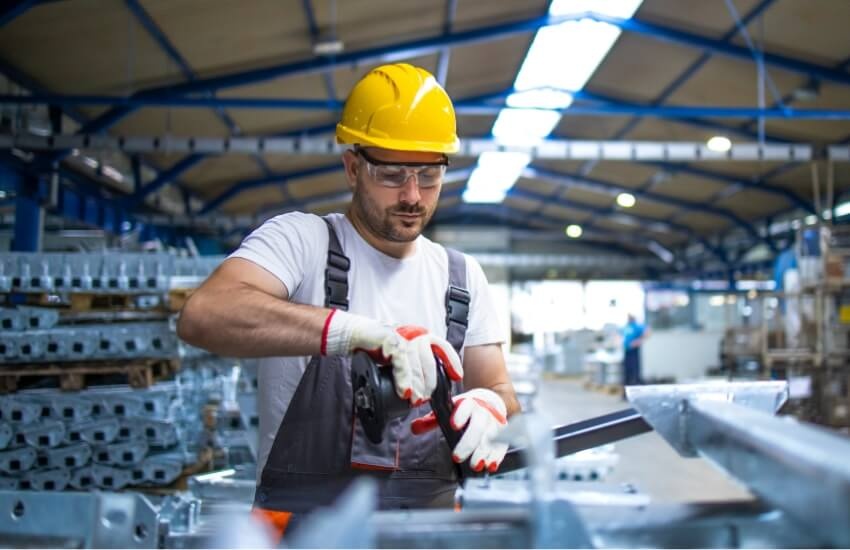 Montagemitarbeiter Montagemitarbeiter